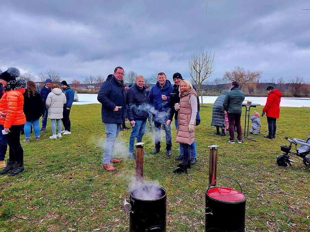 Fotograf: Steffi Igel / Glühwein & Punsch am Eisweiher