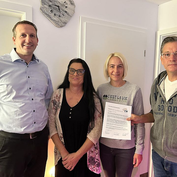 Foto Karsten Fischkal: Prüfung Sachverhalt - Private Spielfläche Kalchreuth